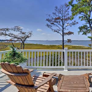 This gated Delaware shore community is located 15 minutes from Bethany Beach and midway between Rehoboth Beach and Ocean City. See photos and get info on homes for sale.