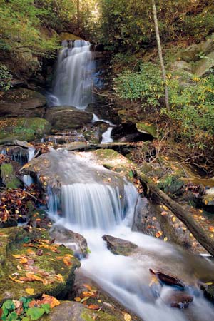 Return to the Seven Falls Golf and River Club Feature Page