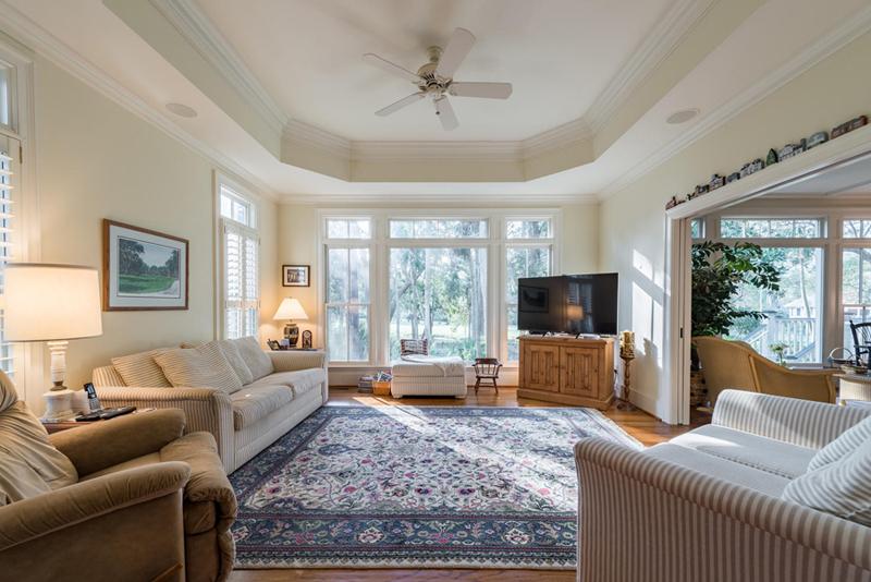 2612 Seabrook Island Road Living Room