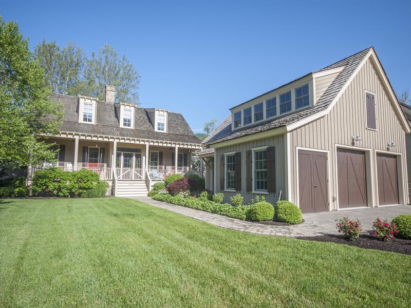 Welcoming entry with wide open porches