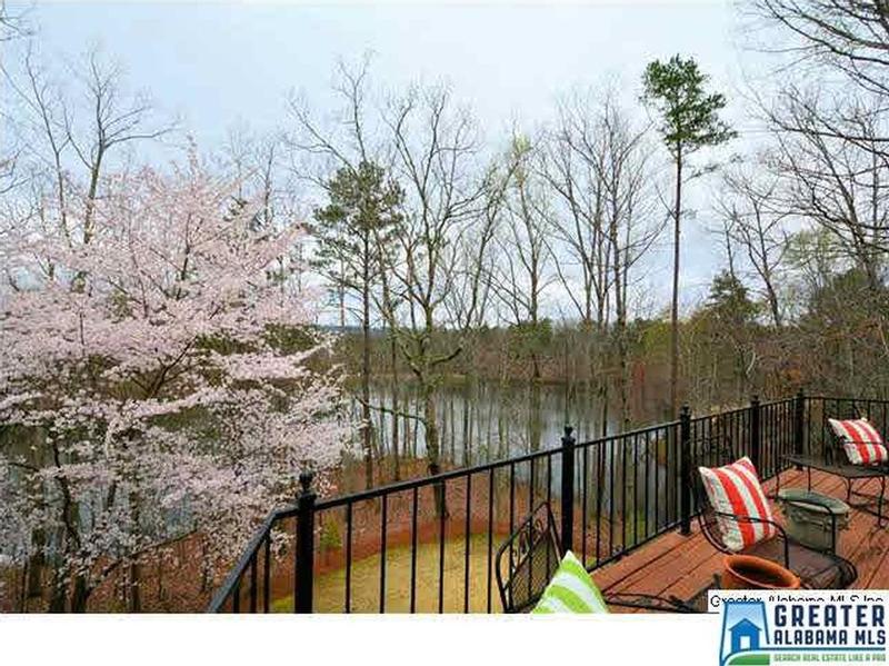 Gorgeous lake view!