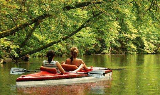 Brunswick Forest - Leland, North Carolina - Destined to be the south´s premier coastal community, Brunswick Forest is located on North Carolina´s Cape Fear coast, just minutes from historic Wilmington.  This 4,500-acre retreat features a wide array of neighborhoods and lifestyles, 27-holes of golf at Cape Fear National, a Clubhouse, River and Ocean Clubs, Wellness/Fitness Center, parks and preserves and more than 75-miles of pathways linking residences and amenities. Home and homesite packages range from the high $300,000's to $600,000's.