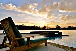 The Peninsulas at Lake Bob Sandlin - Mt. Pleasant, Texas - Through the majestic piney woods of East Texas comes The Peninsulas at Lake Bob Sandlin. This private gated community offers 135 lakefront lots along the shores of one of Texas� most popular fishing and recreational lakes. Lots range between $75,000 and $300,000 and offer deep-water access for private boat docks and boathouses. Located 90 miles east of Dallas and surrounded by quaint small towns, this is a hidden gem in the heart of lake country.