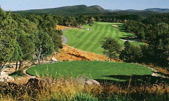 Rainmakers Golf & Recreational Community - Alto, New Mexico - Rainmakers is a golf and recreational community located on more than 1,000 acres just north of Ruidoso, New Mexico�an outdoor lover�s paradise with skiing, year-round golf, hiking in the Lincoln National Forest, mountain- biking and fishing. In addition to a championship, 18-hole golf course designed by Robert
Trent Jones Jr., Rainmakers will offer a full-service clubhouse; fitness and swimming facilities; tennis; and extensive trails for hiking, walking and jogging. Homesites from $95,000 to $435,000; Townhomes from $450,000 to $525,000.