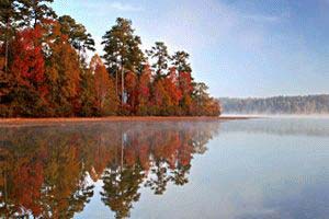 Galingayle on Lake Oconee - Madison, Georgia - An hour east of Atlanta amid the rolling green hills of Oconee National Forest, Galingayle on Lake Oconee offers buyers a superlative lakeside lifestyle complete with a handsome clubhouse, full-service equestrian center, private aquatic facilities and other first-class recreational amenities. Multi-acre equestrian estates, waterfront lots and affordable cottage sites are priced from $100,000 to $600,000.