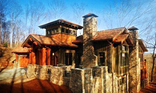 Ciel - Asheville, North Carolina - Surround yourself with long-range Blue Ridge Mountain views at this low-density green community, which features 25 spacious homesites spread over 117 forested acres less than 10 miles from downtown Asheville, North Carolina. 2-to 10-acre lots are priced from $399,000 to $1.5 million, with eco-friendly custom homes priced from $1.5 million to $4 million.