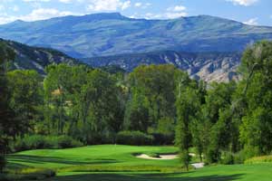 Frost Creek is a private mountain golf community in Eagle, Colorado, minutes from Vail. See photos and get info on homesites for sale.