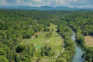 Old Toccoa Farm is a gated golf community 5 miles from charming downtown Blue Ridge, Georgia. See photos and get info on mountain homes and homesites for sale.