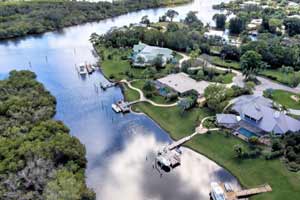Piper's Landing Yacht & Country Club in Palm City, Florida offers championship golf, a deepwater marina, and tennis. See photos and get info on homes for sale.