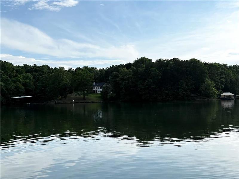 Return to the Crescent Communities on Lake Keowee Property Page