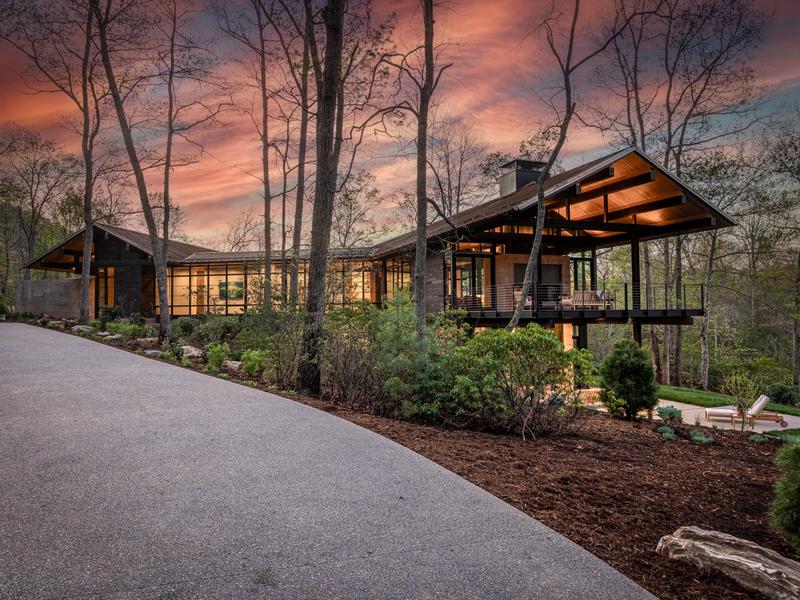 Read more about 374 Walnut Valley Parkway