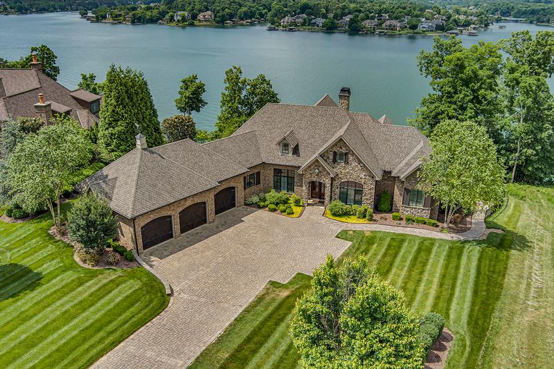 Read more about Majestic Custom Lakefront Estate