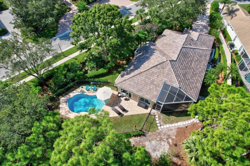 Return to the Willoughby Golf Club Property Page