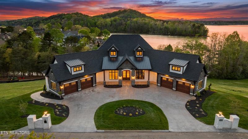 Return to the Rarity Bay Property Page