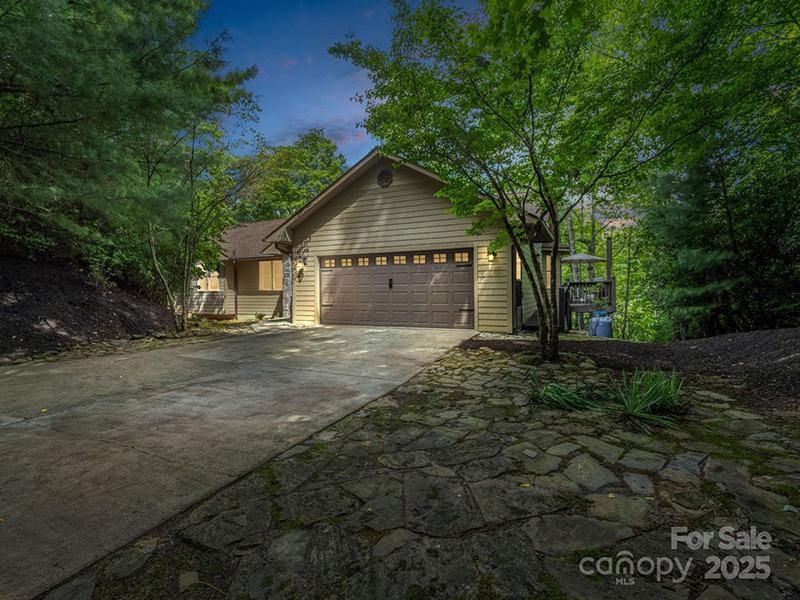 Read more about 603 Kanasgowa Drive