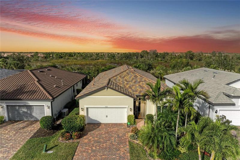 Return to the Del Webb Lakewood Ranch Property Page