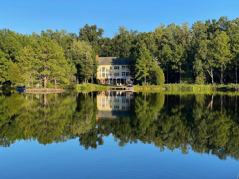 Return to the Fawn Lake Property Page