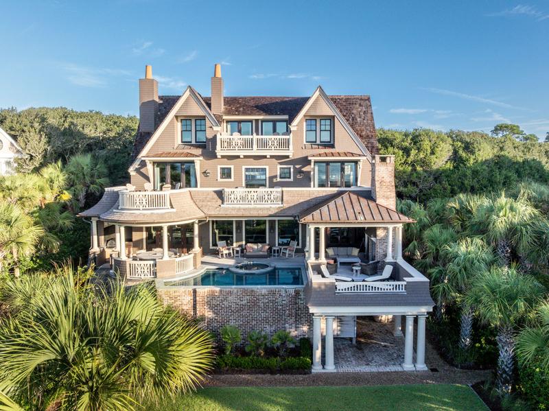 Read more about 9 Nicklaus Lane