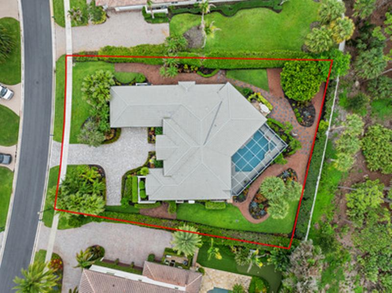 Return to the Willoughby Golf Club Property Page