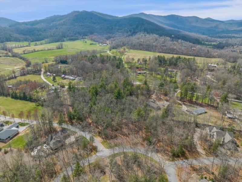 Read more about 81 Running Creek Trail