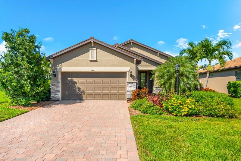 Return to the Del Webb Lakewood Ranch Property Page
