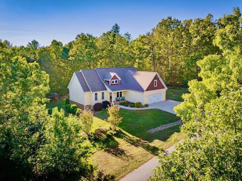 Read more about 1067 Round Mountain Pkwy