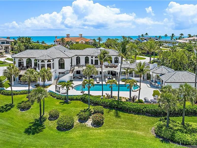 Return to the Sailfish Point Country Club Property Page