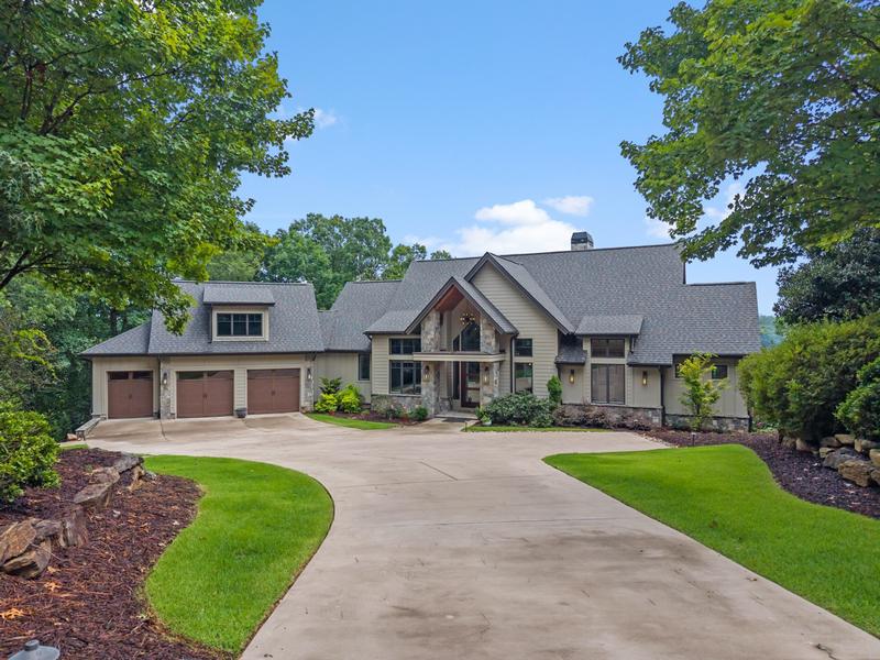 Return to the The Cliffs - Lake Region Property Page