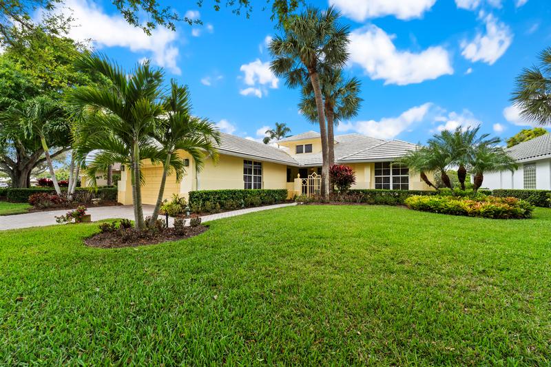 Return to the Willoughby Golf Club Property Page