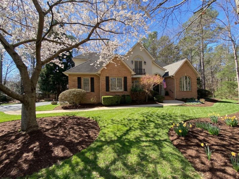 Return to the Fawn Lake Property Page