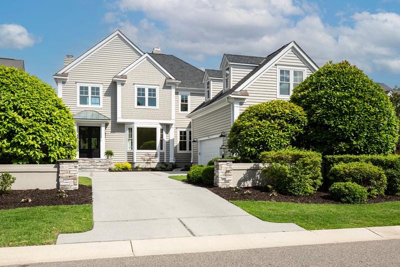 Read more about 1401 Regatta Drive