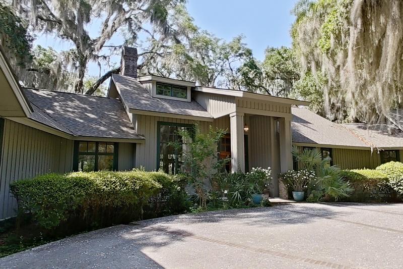 Return to the Brays Island Property Page