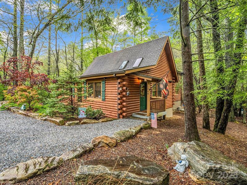 Read more about 1040 Soquili Drive