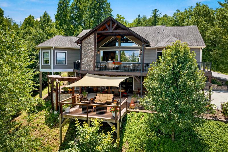 Return to the The Coves Mountain River Club Property Page