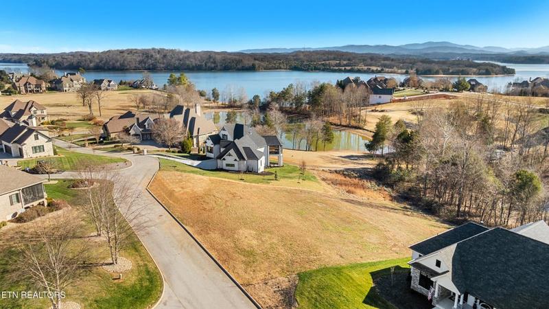 Return to the Rarity Bay Property Page