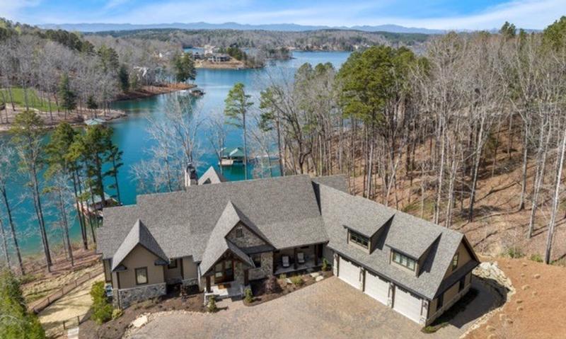 Return to the The Cliffs - Lake Region Property Page