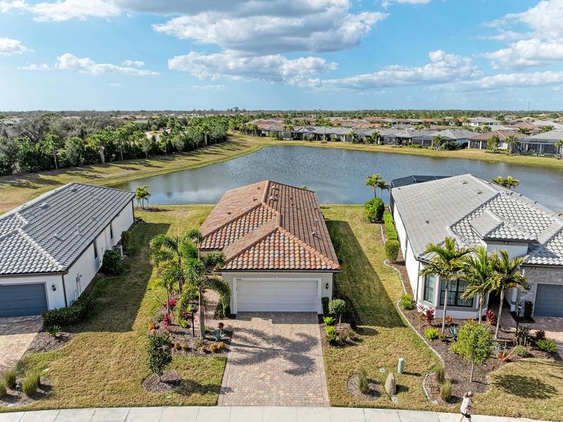 Return to the Del Webb Lakewood Ranch Property Page