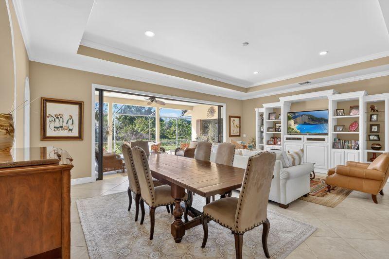 Return to the Harbour Ridge Presented by HR Properties Property Page