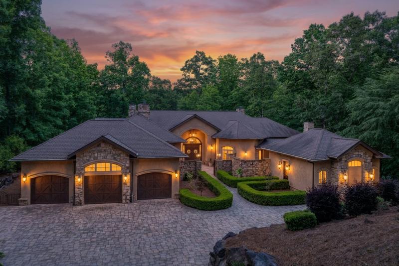 Return to the The Cliffs - Lake Region Property Page