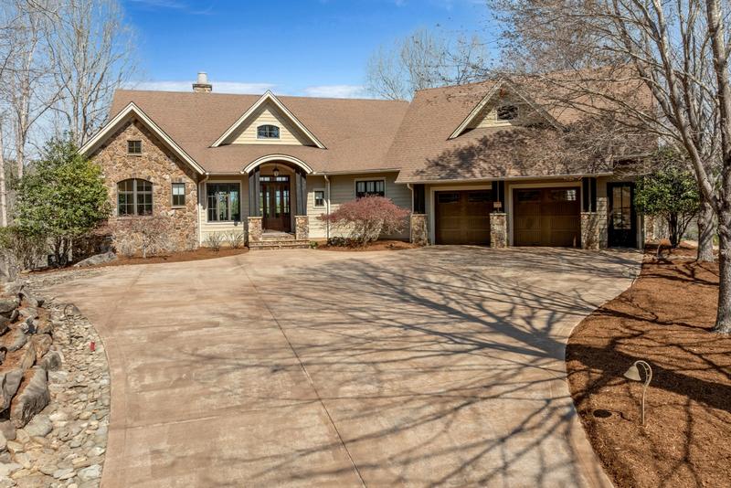 Return to the The Cliffs - Lake Region Property Page
