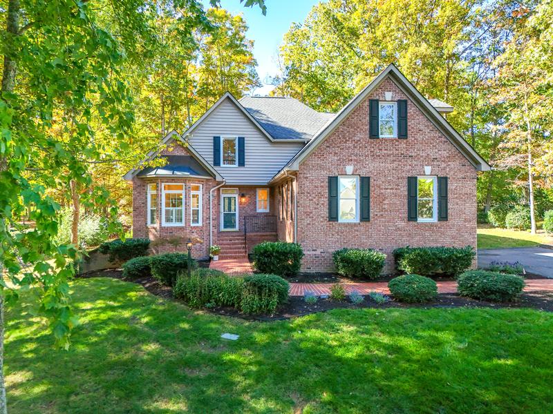 Return to the Fawn Lake Property Page