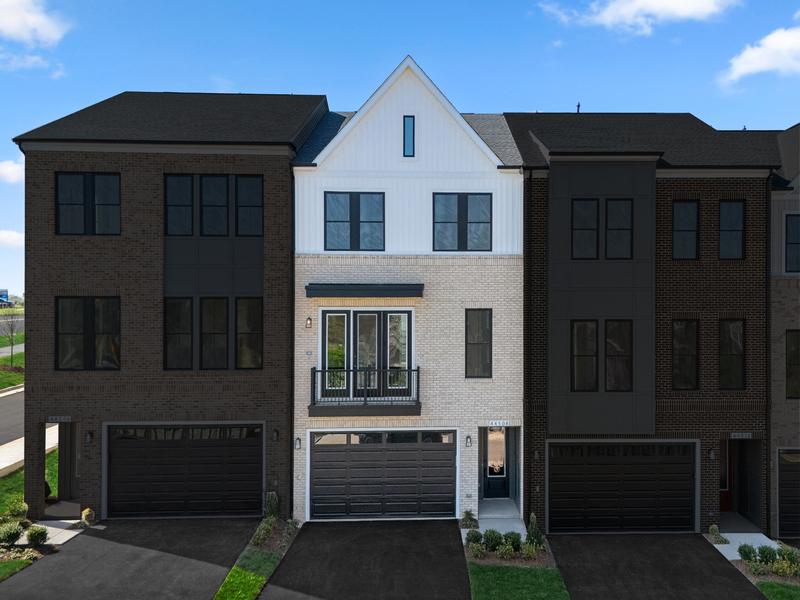 Return to the Lexington Square Property Page