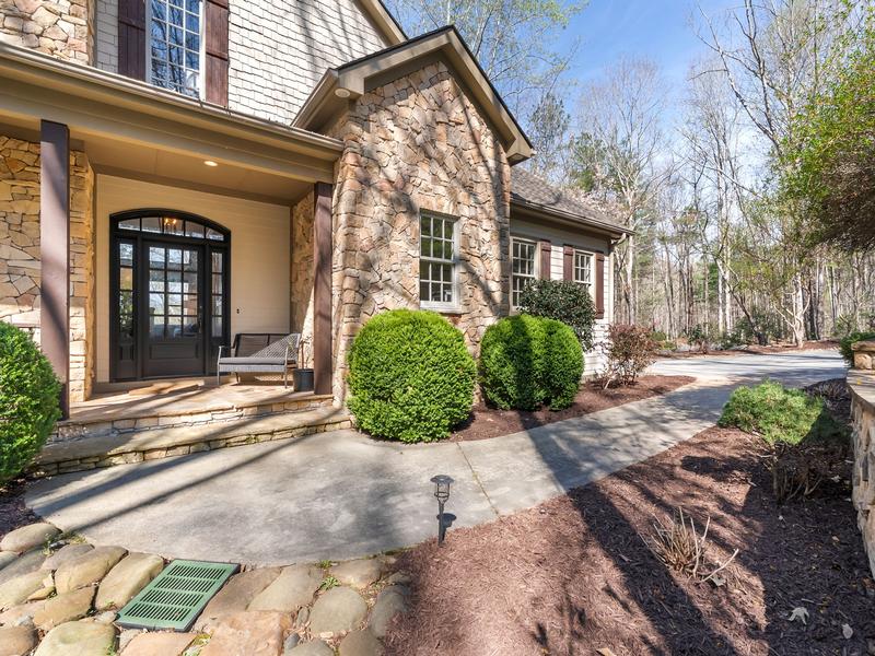 Return to the The Cliffs - Lake Region Property Page