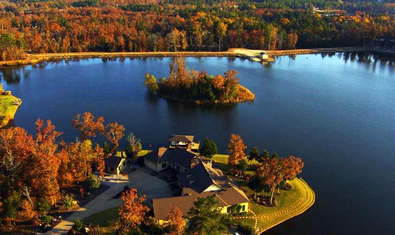 Hot Springs Village Lake Community in Arkansas