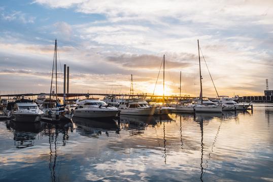 Florida Retirement Communities with Marinas